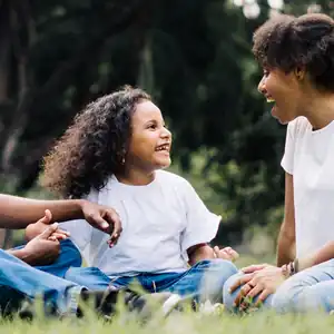 A couple with a young child is happy because they get help from CalEITC.